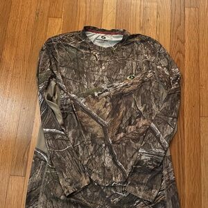 Mossy Oak Men's Woodland Camo Long Sleeve Tee